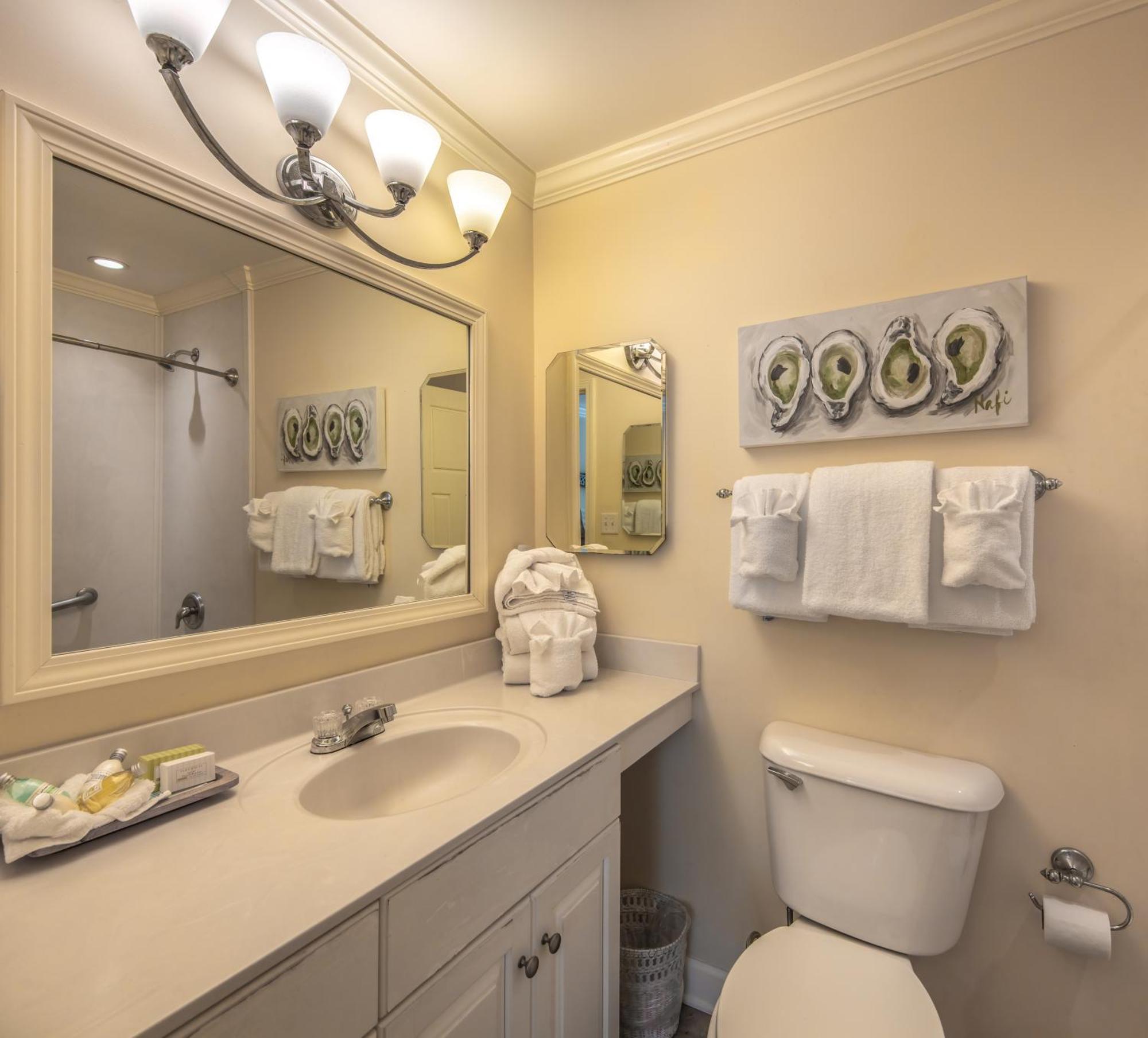 Two-Bedroom Villa Island View