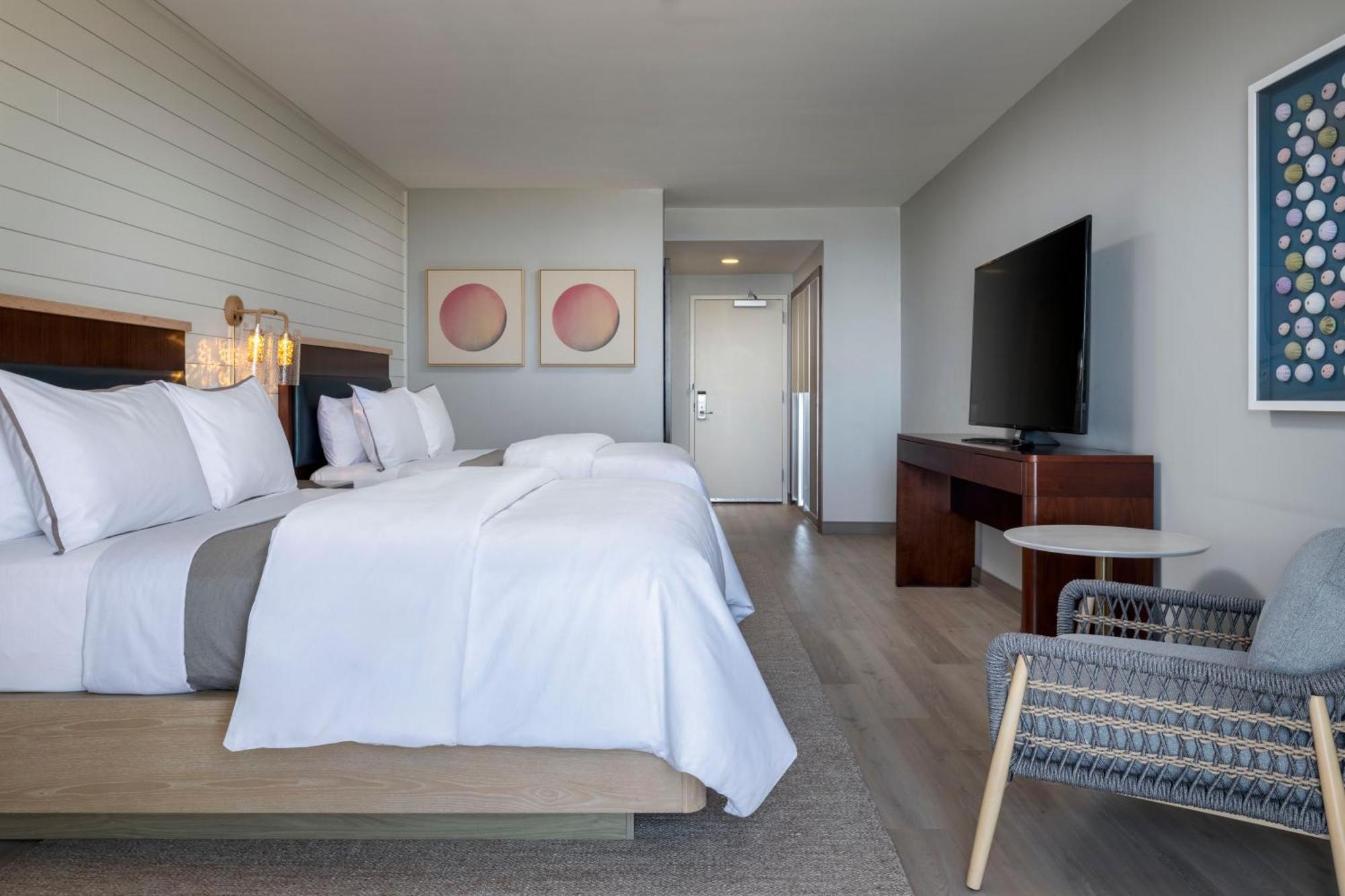 Partial Ocean View Guest room 2 Queen