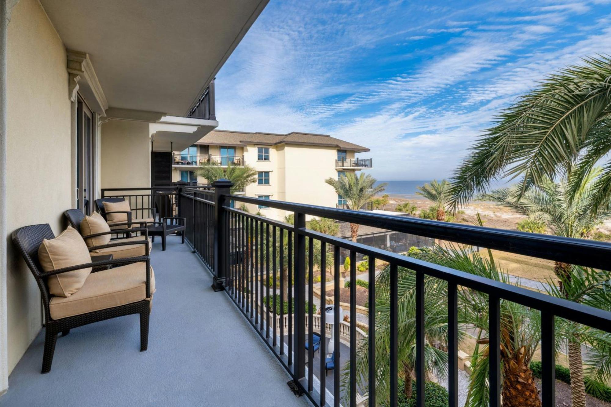Ocean View 1 Bedroom Junior Suite 1 King Balcony