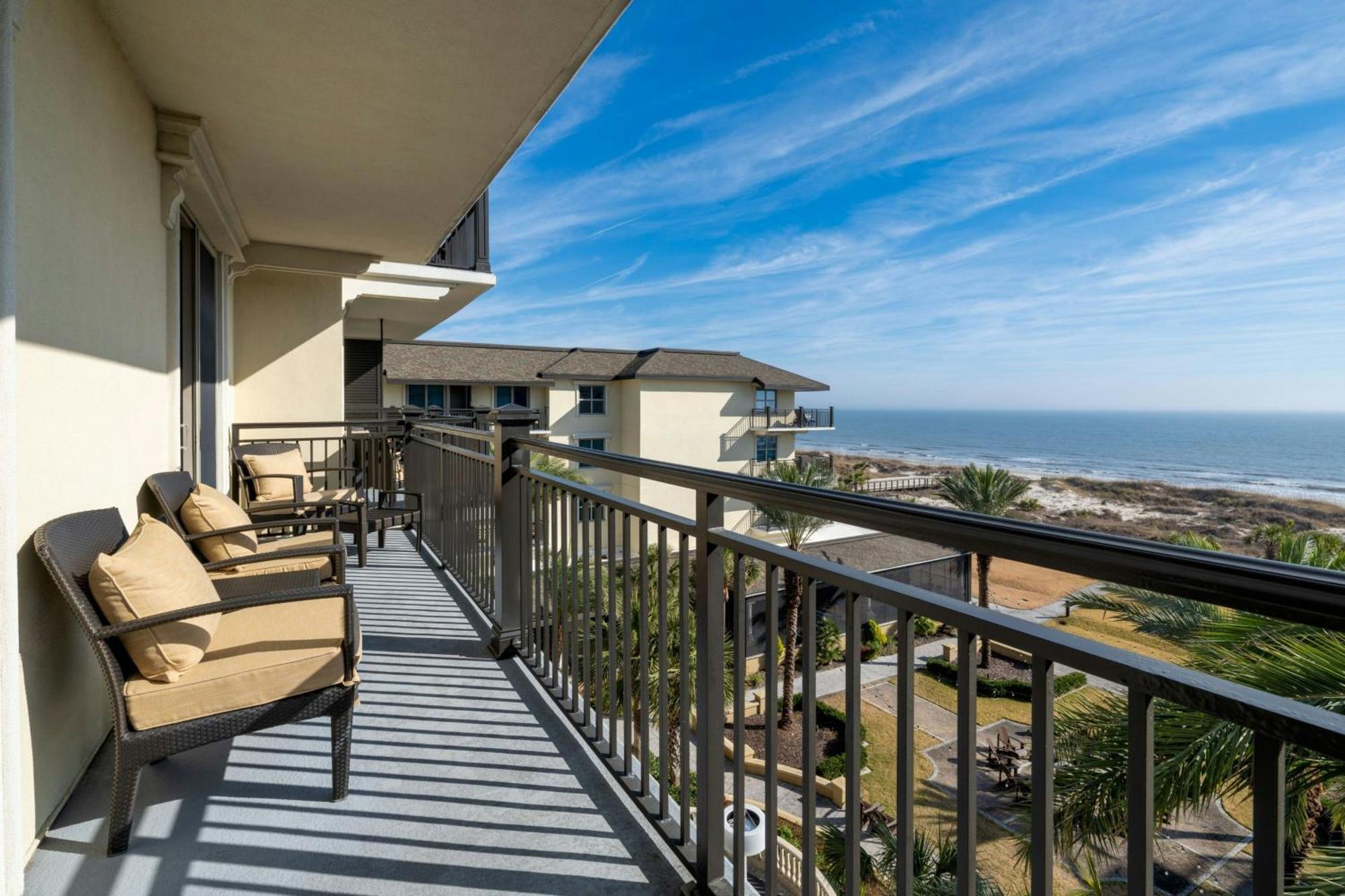 Ocean View 1 Bedroom Junior Suite 1 King Balcony